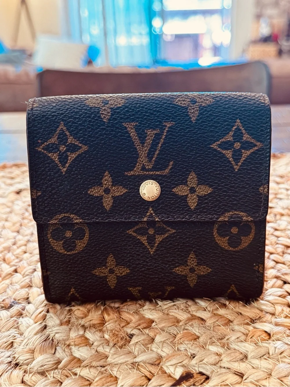 Louis Vuitton, Elise compact wallet  1995 own a part of Louis Vuitton history